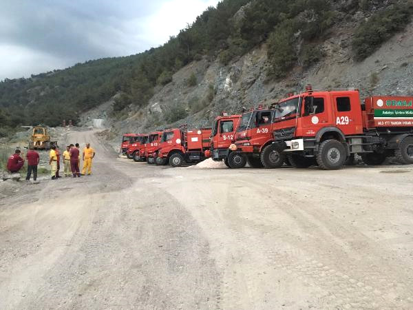 Amanoslar'da PKK'lı Teröristler 7 Hektar Makilik Alanı YAKTI 