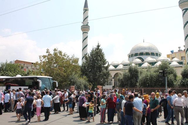 Osmaniye'de İkinci Kafile Hacı Adayları Kutsal Topraklara Uğurlandı