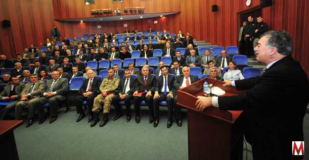 Vali Kerem, Muhtarların sorun ve taleplerini dinledi  